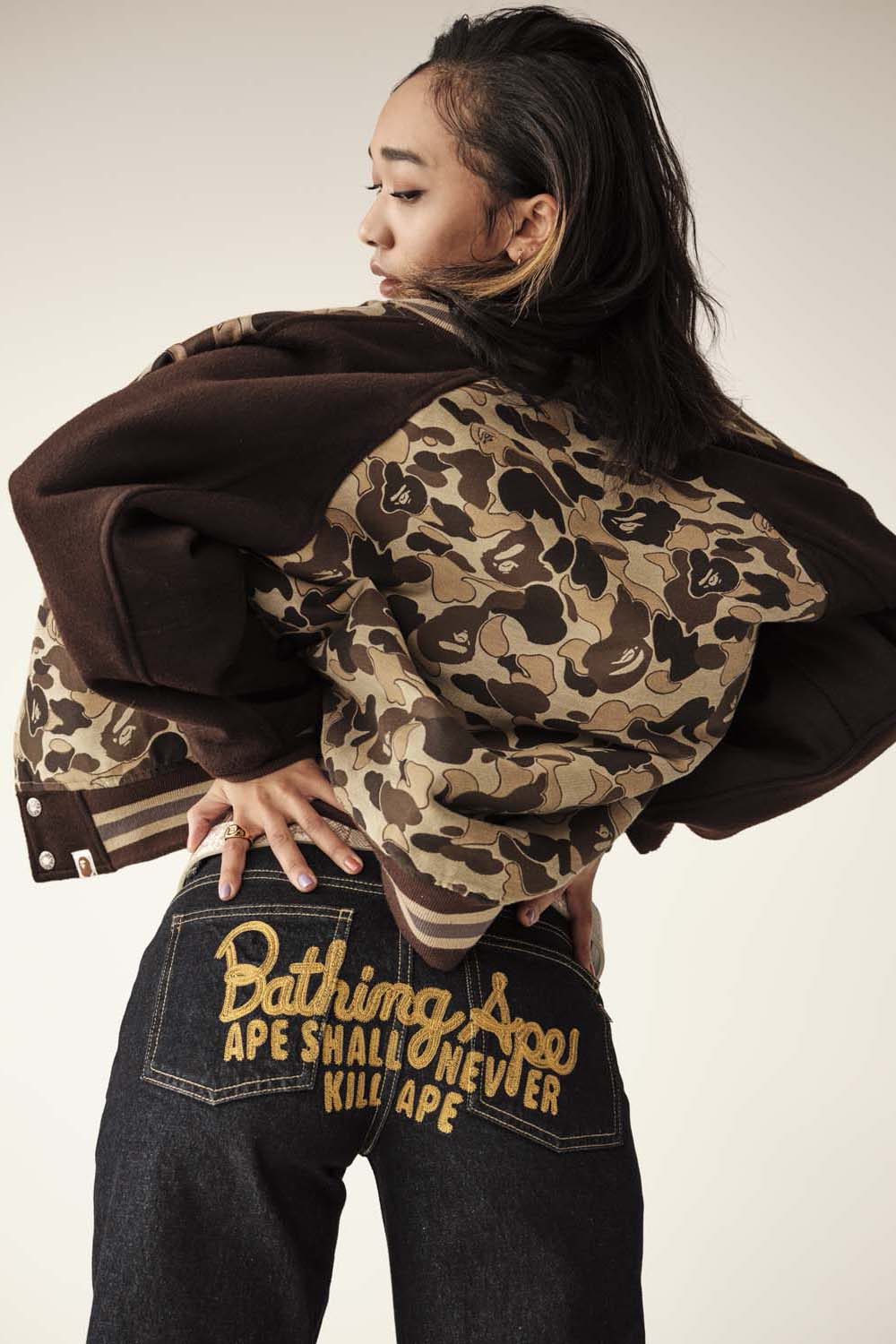 2023 SS LADIES' LOOKBOOK 1